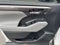2022 Toyota Highlander Hybrid Platinum