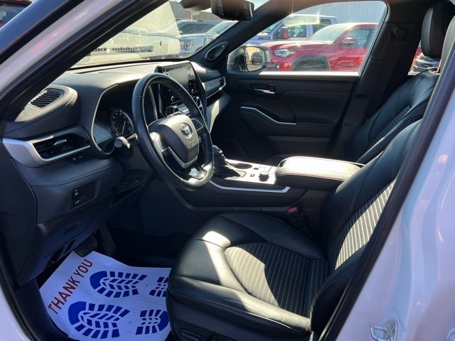 2022 Toyota Highlander XSE