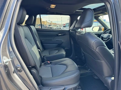 2024 Toyota Highlander XSE