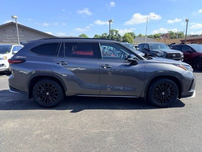 2024 Toyota Highlander XSE