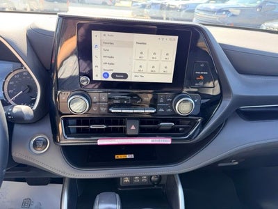 2024 Toyota Highlander XSE