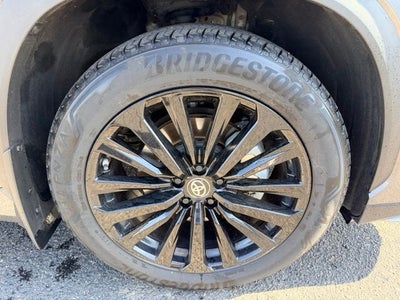 2024 Toyota Highlander XSE