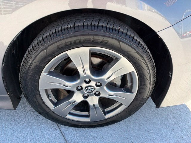 2018 Toyota Sienna SE 8 Passenger