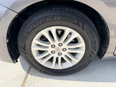 2014 Toyota Sienna XLE 8 Passenger
