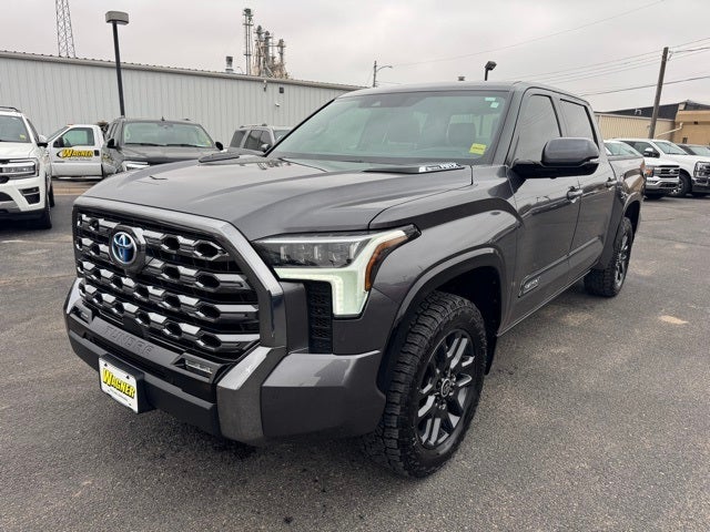 2024 Toyota Tundra Hybrid Platinum