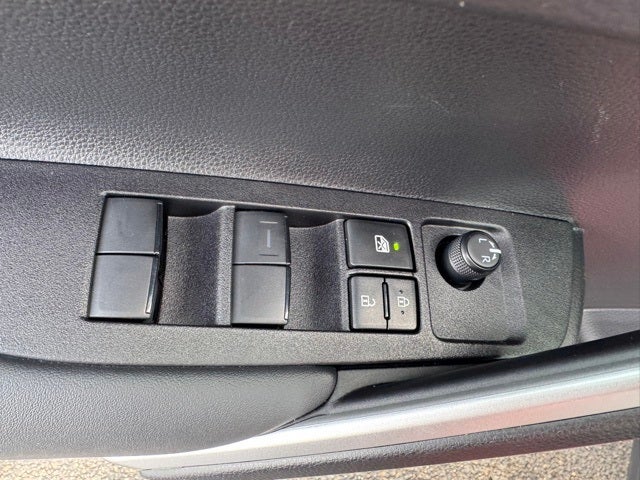 2026 Toyota Corolla Cross Hybrid SE