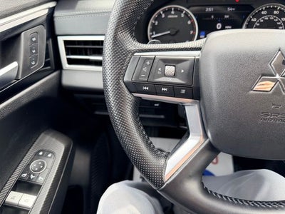 2022 Mitsubishi Outlander SEL