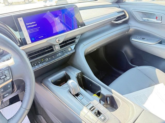 2023 Toyota Crown Platinum