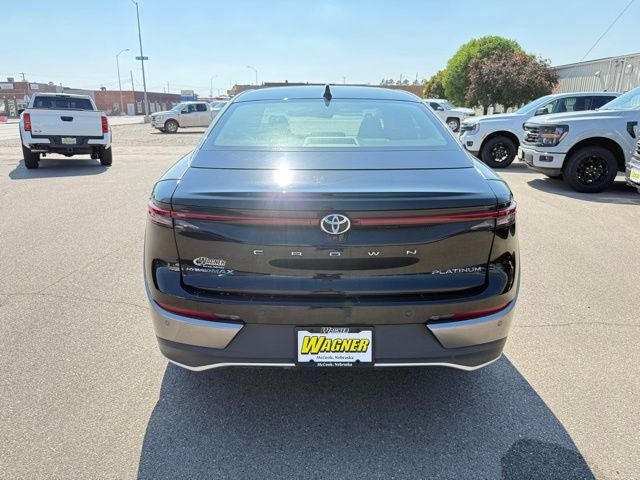 2023 Toyota Crown Platinum