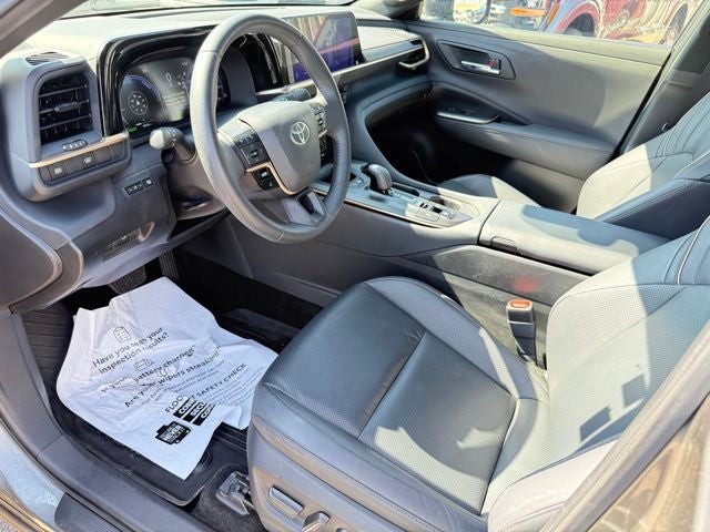 2023 Toyota Crown Platinum