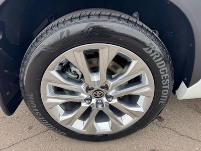 2026 Toyota Highlander Hybrid Limited