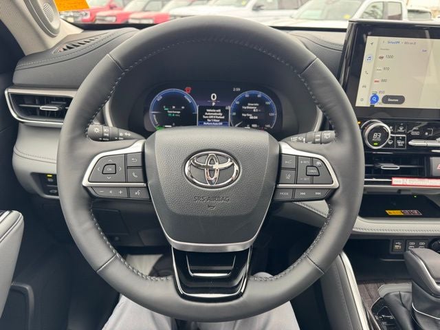 2026 Toyota Highlander Hybrid Limited