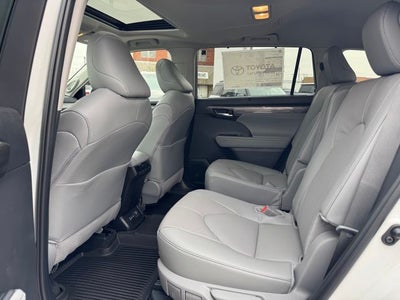 2026 Toyota Highlander Hybrid Limited