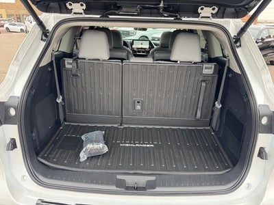 2026 Toyota Highlander Hybrid Limited