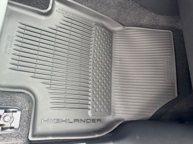 2026 Toyota Highlander Hybrid Limited