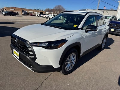 2026 Toyota Corolla Cross LE