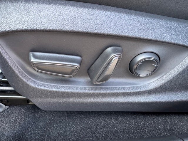 2026 Toyota Toyota Crown Platinum