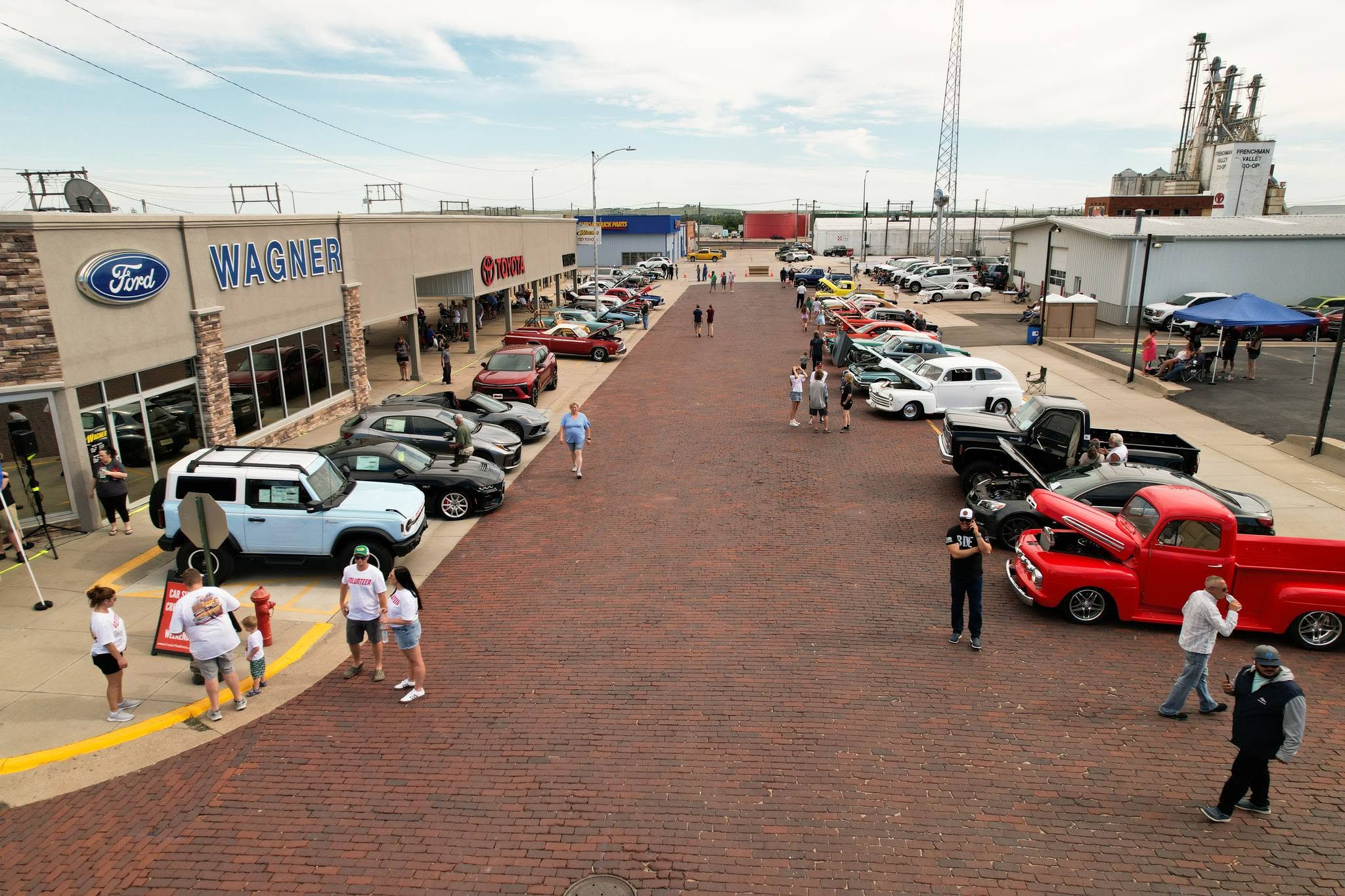 Car show held at the Wagner dealership